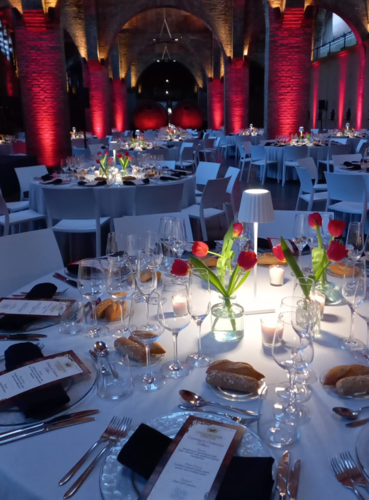 Infinidad de artículos para tu evento de empresa Infinidad de artículos para tu evento de empresa