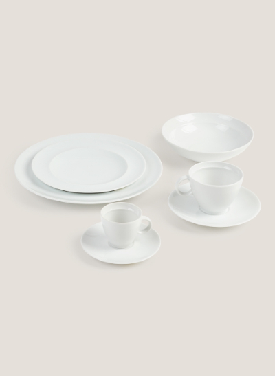 Vajilla blanca ala ancha