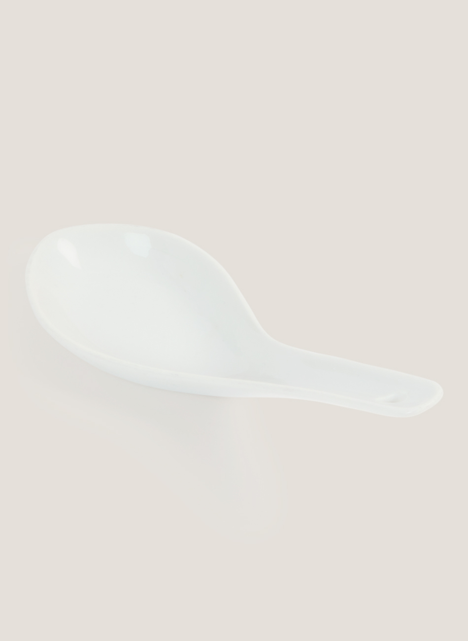 Cuchara porcelana blanca o negra