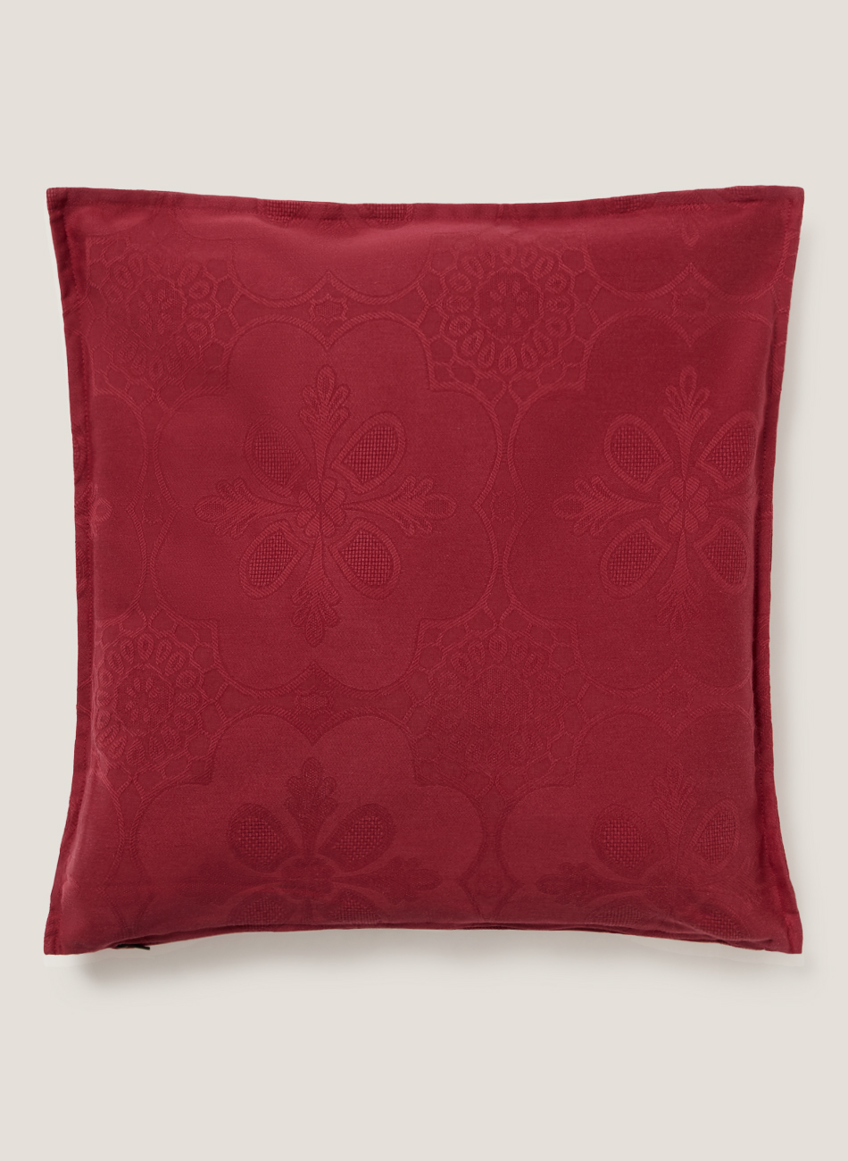 Cojín granate adamascado