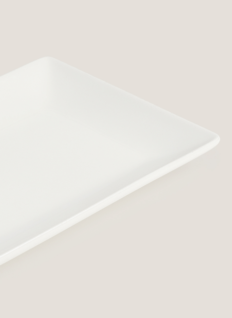 Fuentes tokyo blancas y negras